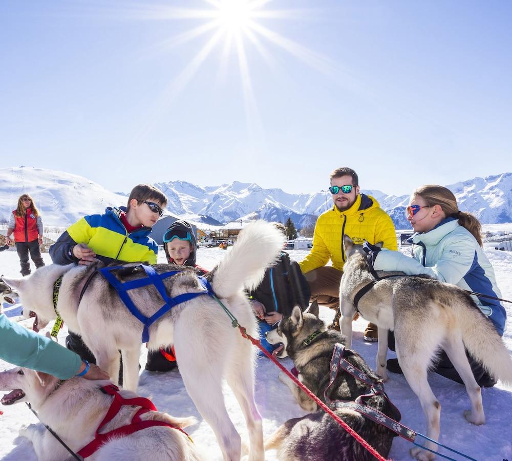 Hotel Club Mmv Les Bergers **** Alpe d'Huez Zewnętrze zdjęcie